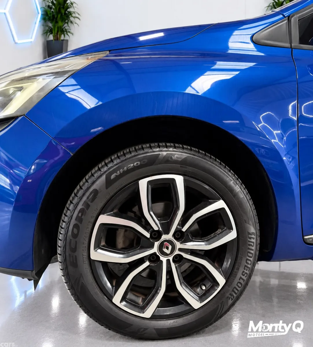 Renault Clio Hatchback, Petrol, 2017, Blue