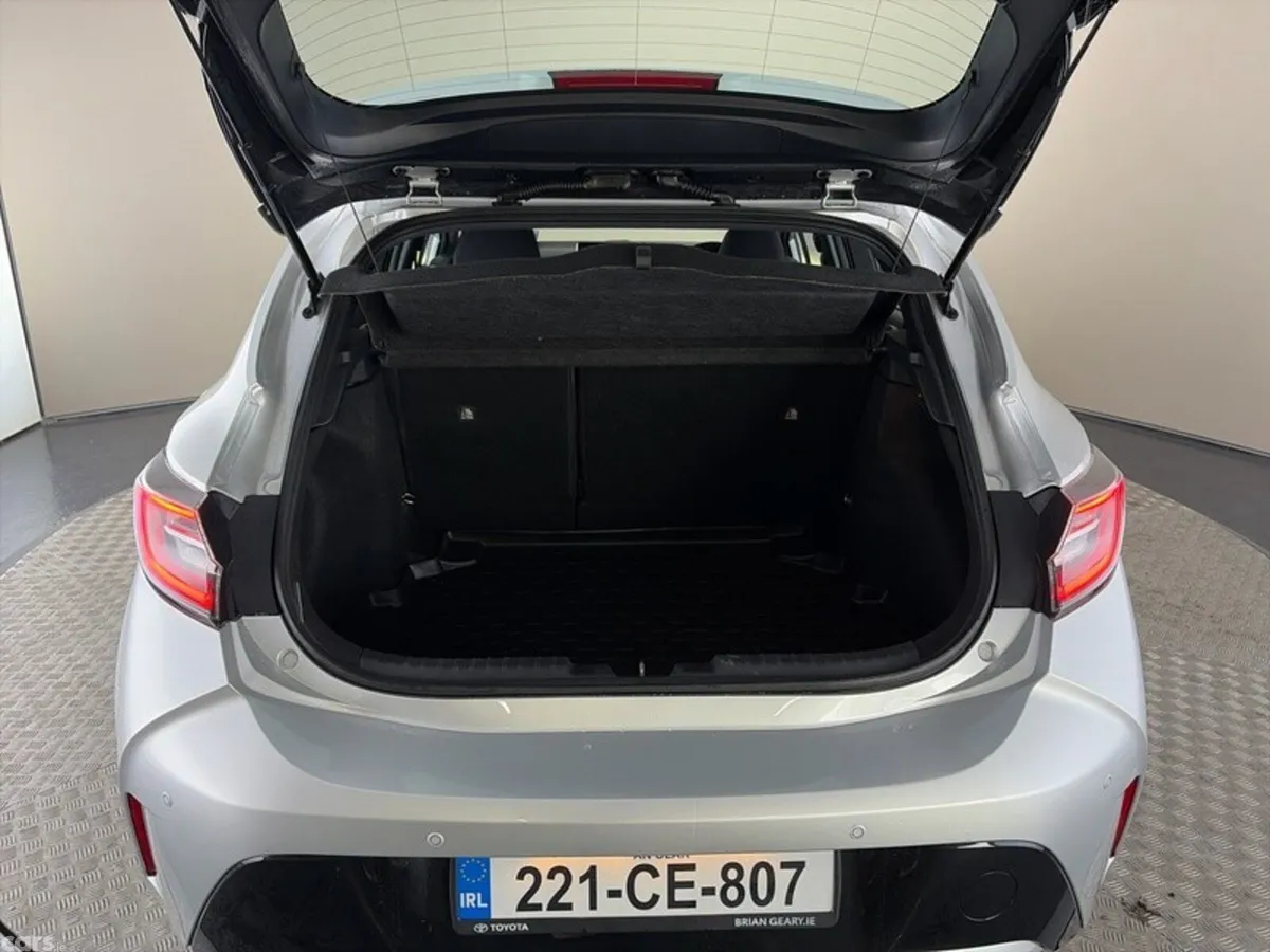 Toyota Corolla Hatchback, Petrol Hybrid, 2022, Grey