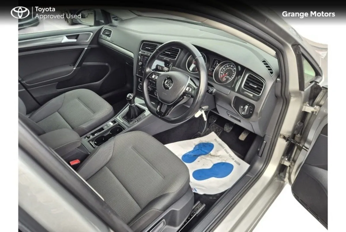 Volkswagen Golf Hatchback, Diesel, 2017, Silver