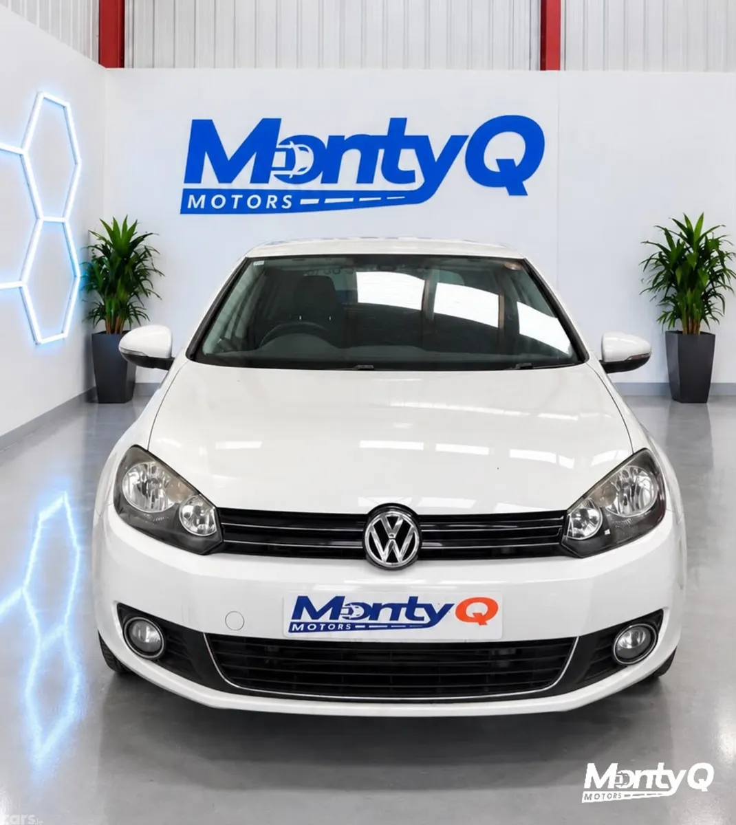 Volkswagen Golf Hatchback, Petrol, 2011, White