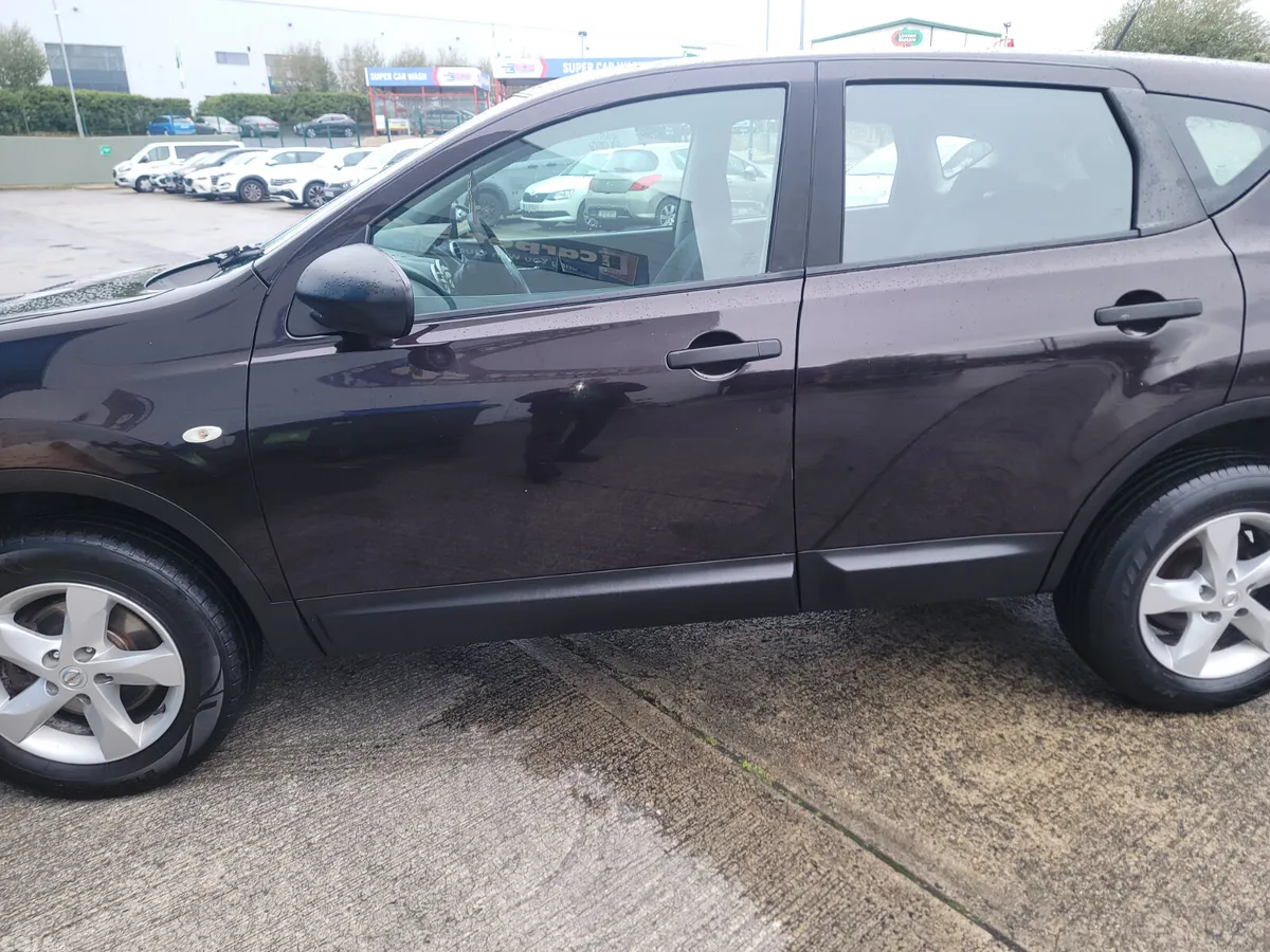Nissan Qashqai Hatchback, Diesel, 2012, Black