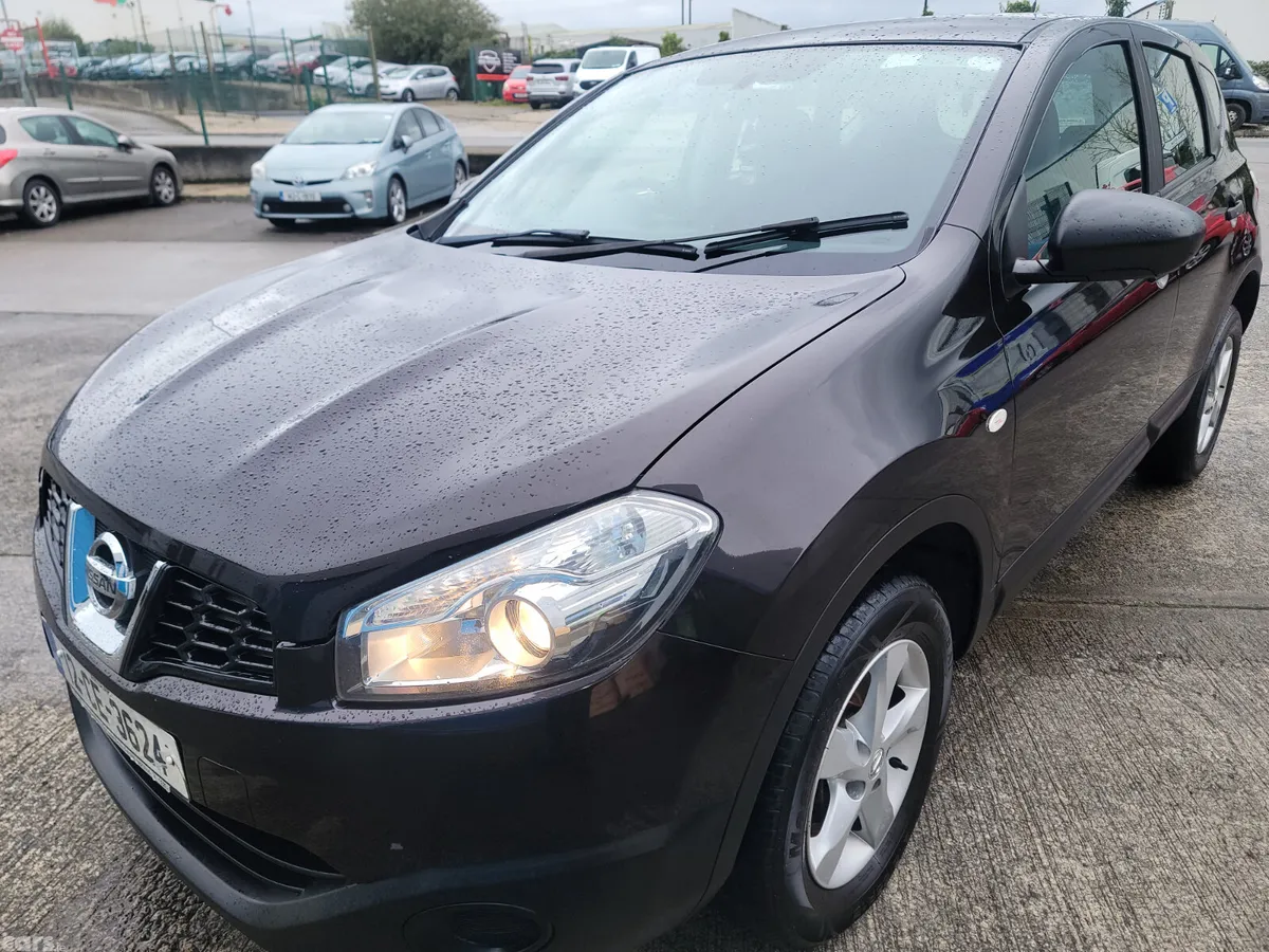 Nissan Qashqai Hatchback, Diesel, 2012, Black