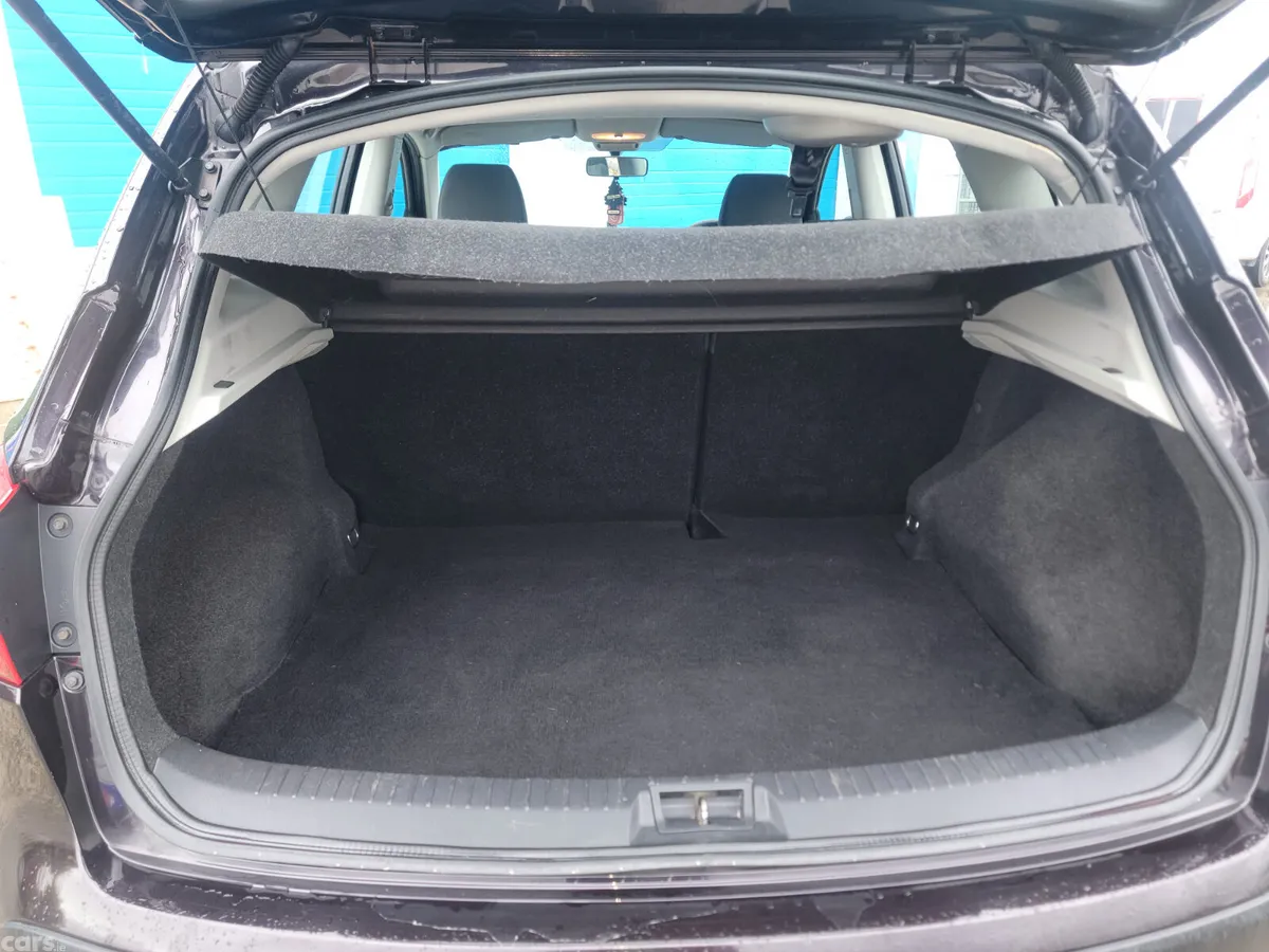 Nissan Qashqai Hatchback, Diesel, 2012, Black