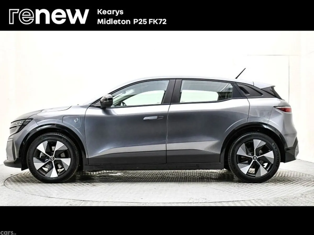 Renault Megane E-Tech SUV, Electric, 2023, Grey