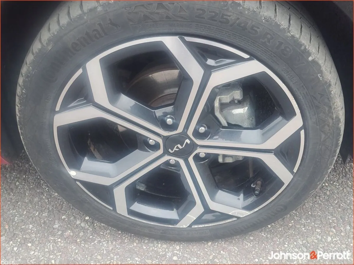 Kia Niro SUV, Petrol Hybrid, 2024, Red