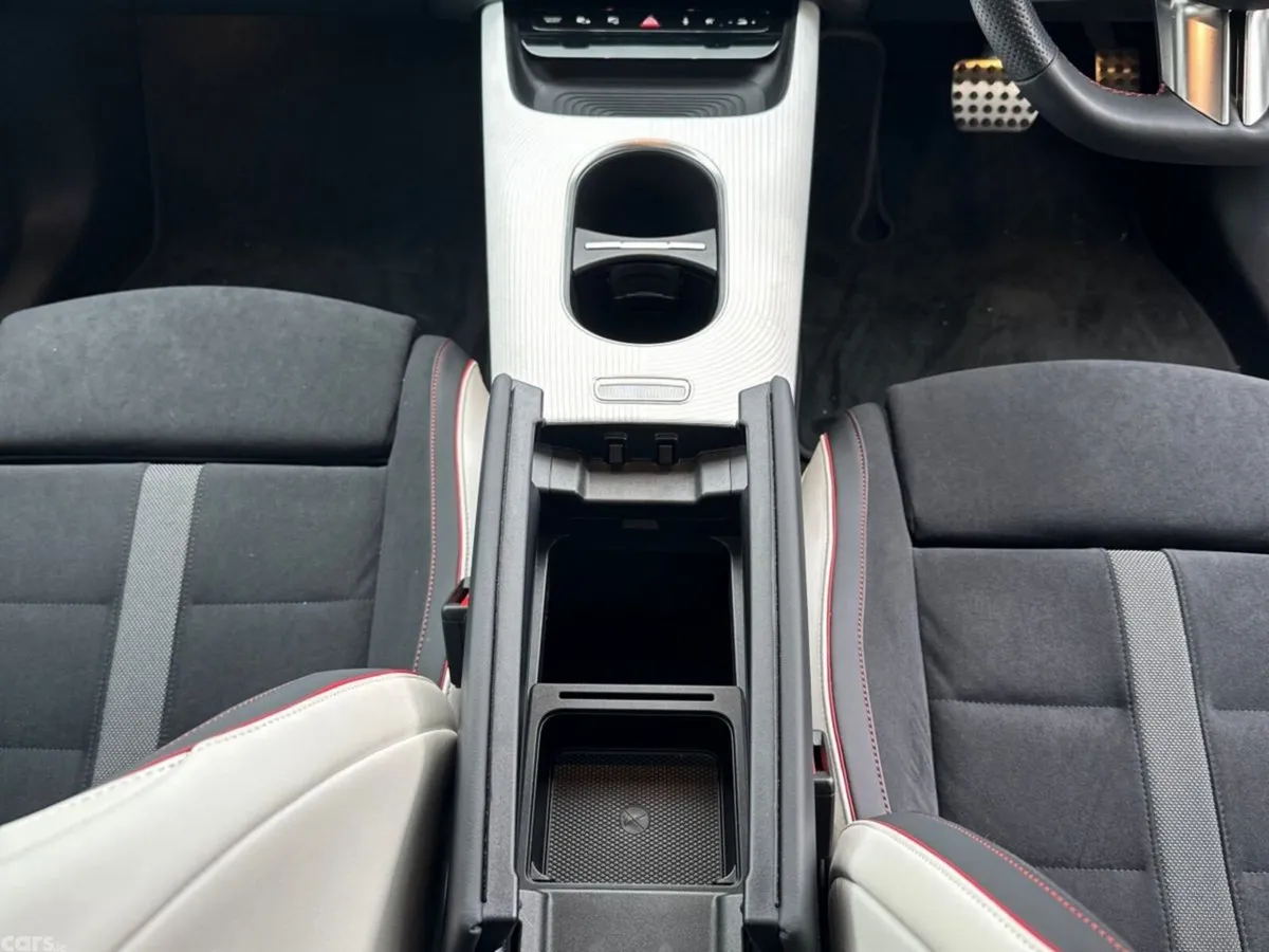 Mercedes-Benz CLA Saloon, Electric, 2026, Black