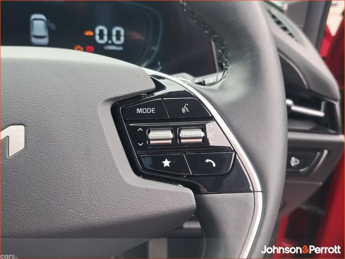 Kia Niro SUV, Petrol Hybrid, 2024, Red