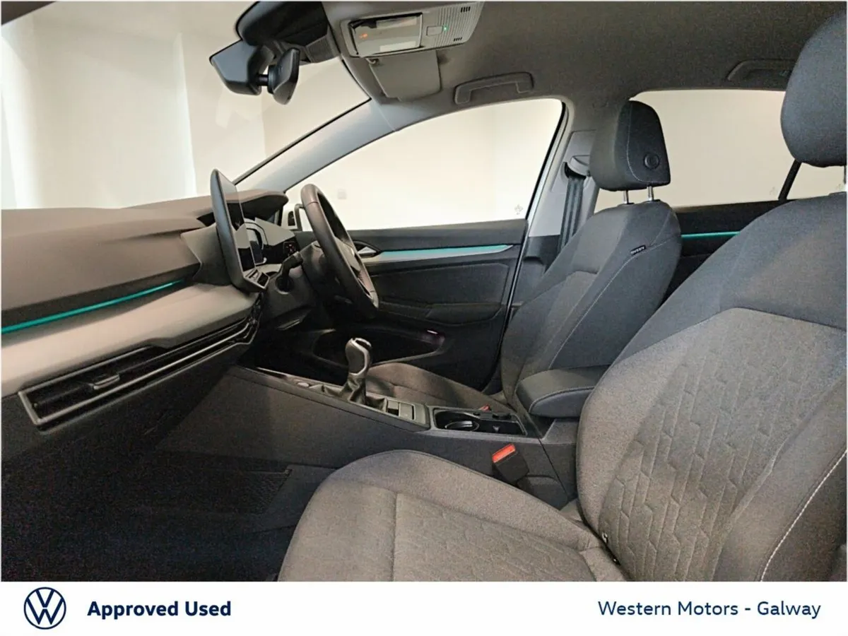 Volkswagen Golf Estate, Petrol, 2026, White