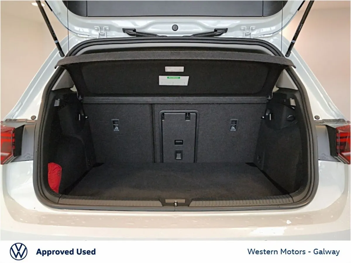 Volkswagen Golf Estate, Petrol, 2026, White