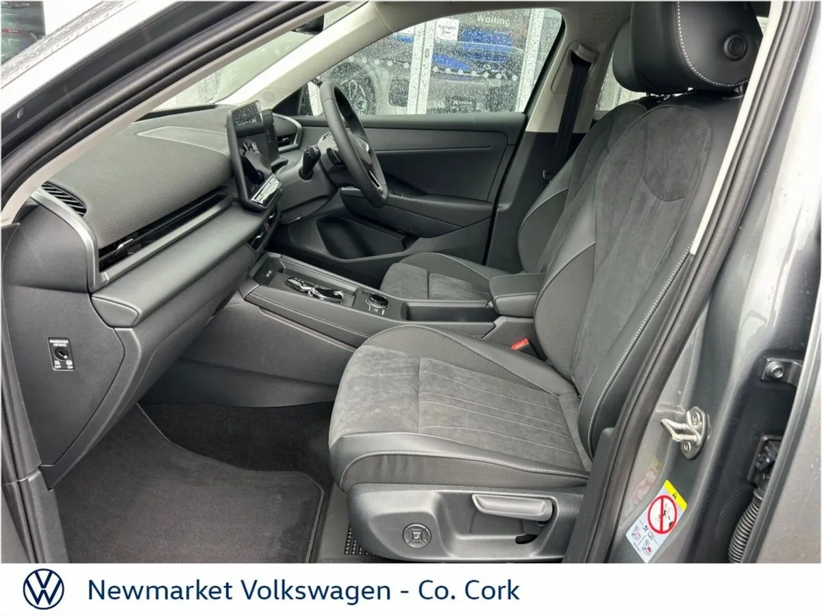 Volkswagen T-Roc SUV, Petrol, 2026, Grey