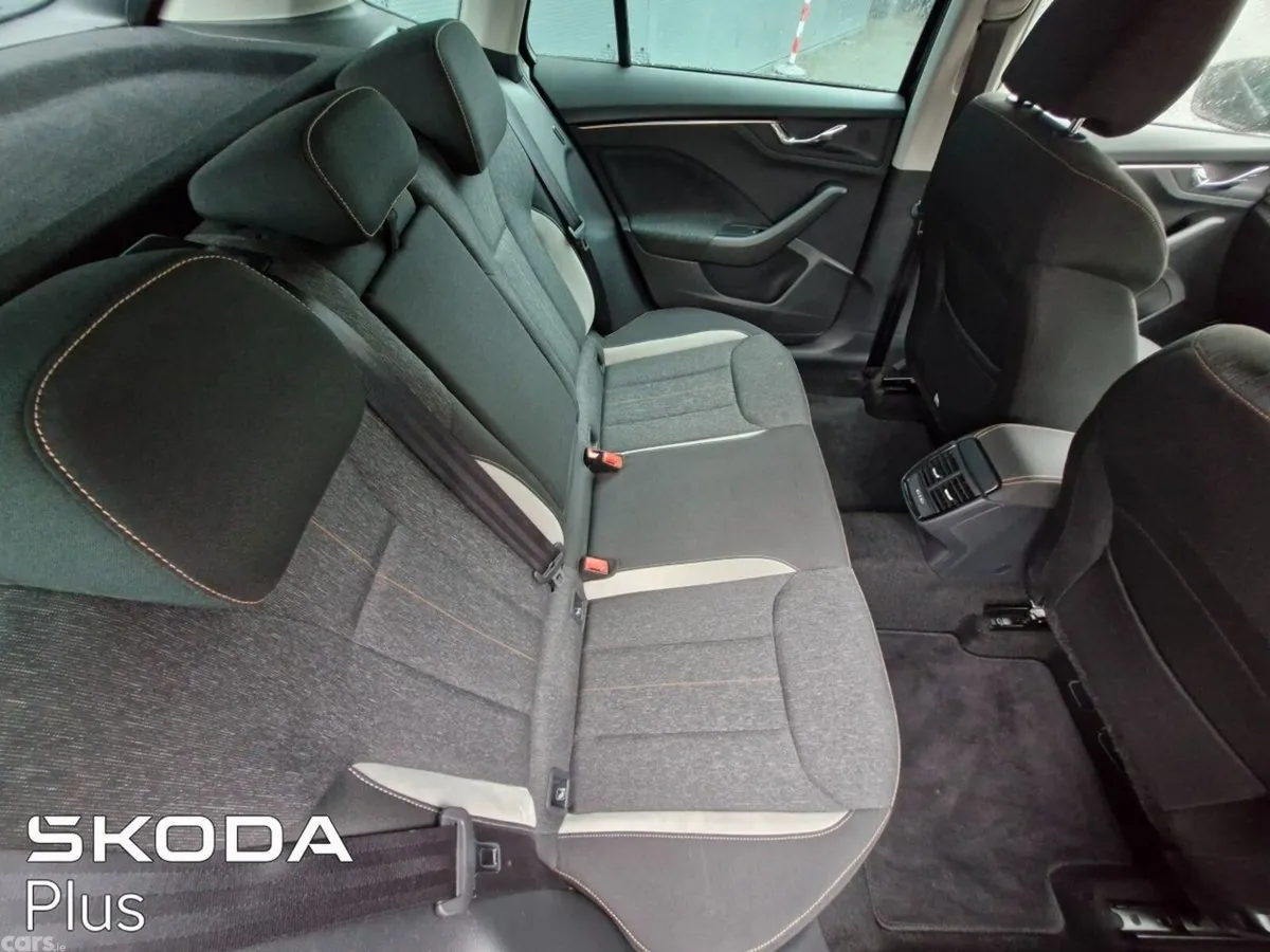 Skoda Kamiq Hatchback, Petrol, 2024, Black