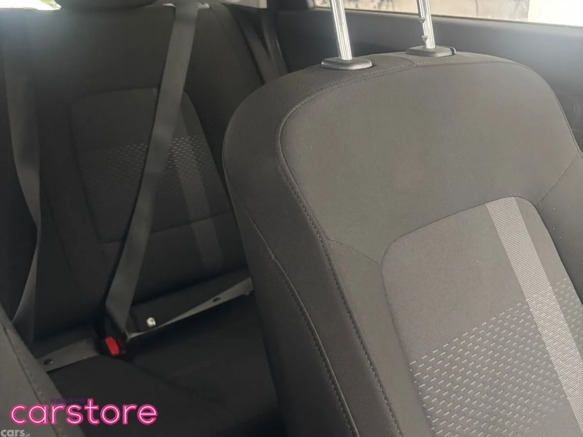 Hyundai i20 Hatchback, Petrol, 2024, Red
