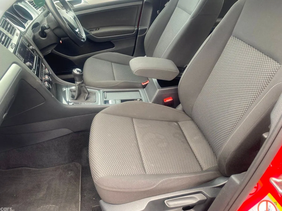 Volkswagen Golf Hatchback, Petrol, 2019, Red