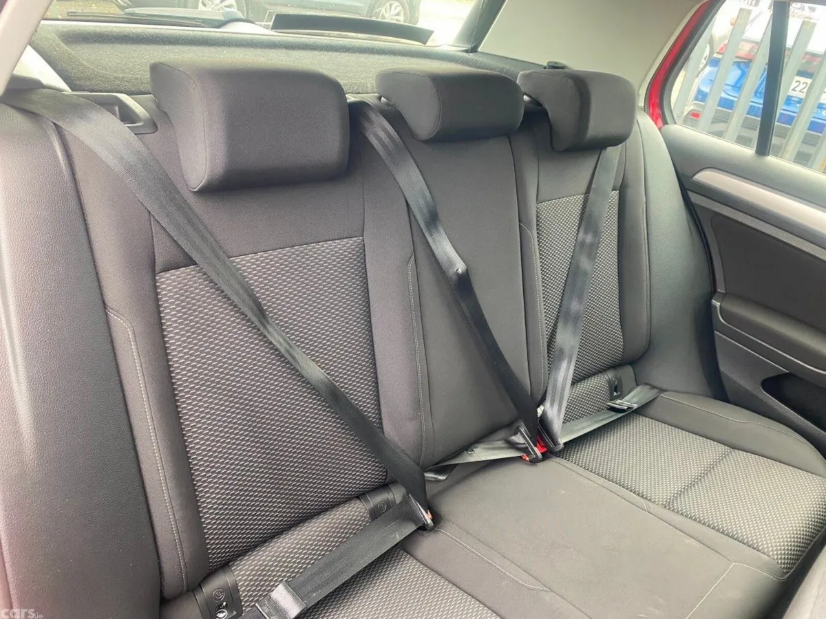 Volkswagen Golf Hatchback, Petrol, 2019, Red