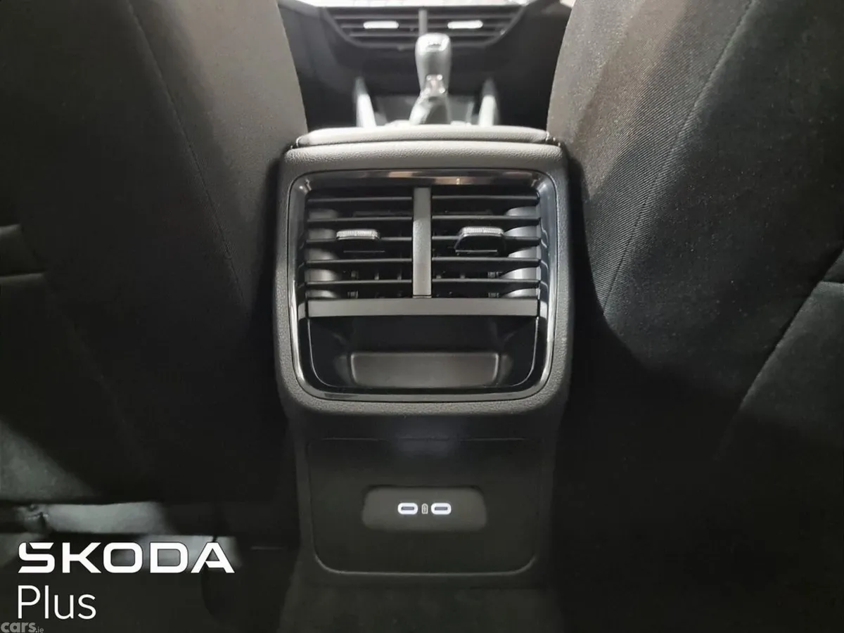 Skoda Octavia Estate, Diesel, 2024, Grey