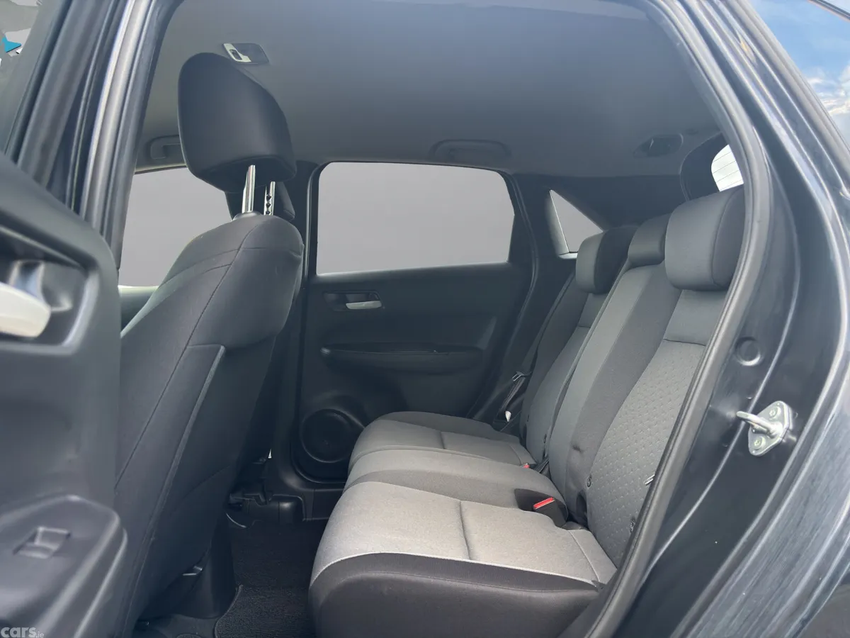 Honda Fit Hatchback, Petrol Hybrid, 2021, Blue