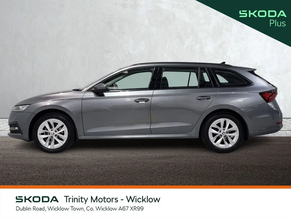 Skoda Octavia Estate, Diesel, 2024, Grey