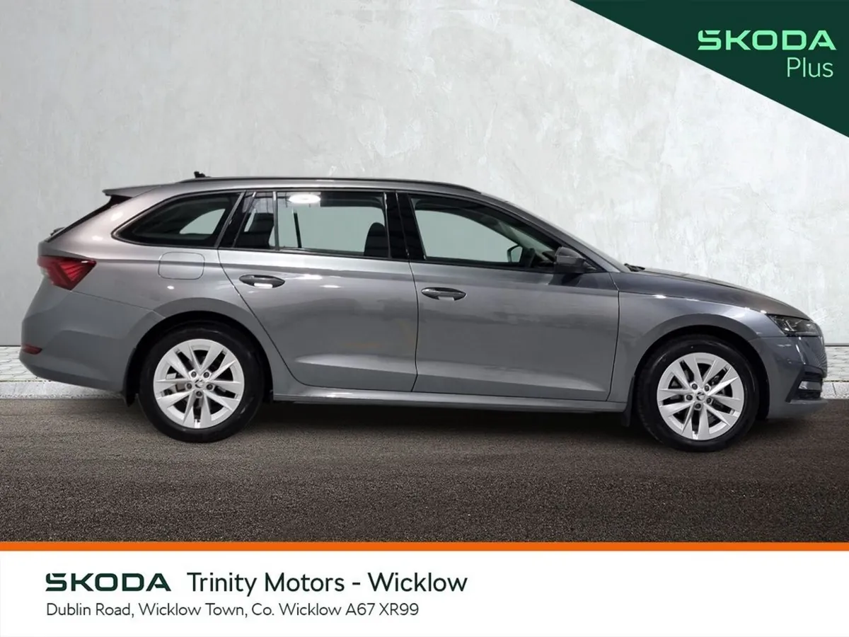 Skoda Octavia Estate, Diesel, 2024, Grey