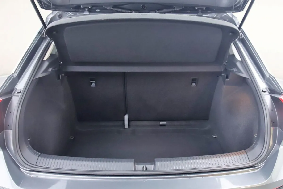 Volkswagen T-Roc SUV, Petrol, 2018, Grey