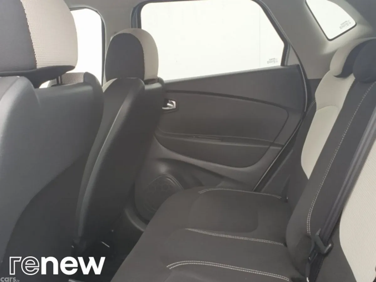 Renault Captur Hatchback, Diesel, 2019, Grey