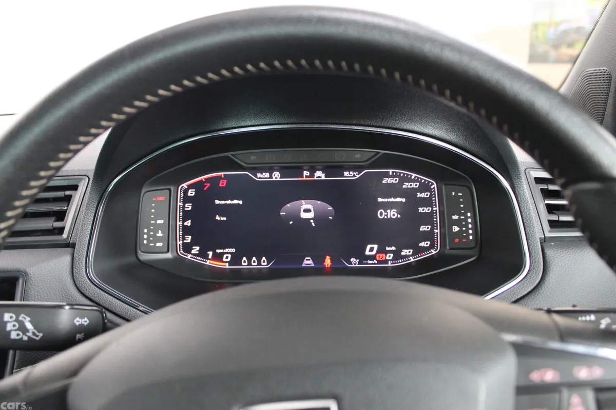 SEAT Arona SUV, Petrol, 2021, Red
