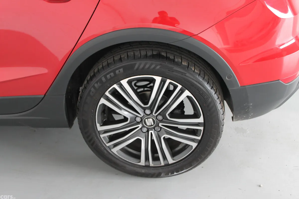 SEAT Arona SUV, Petrol, 2021, Red