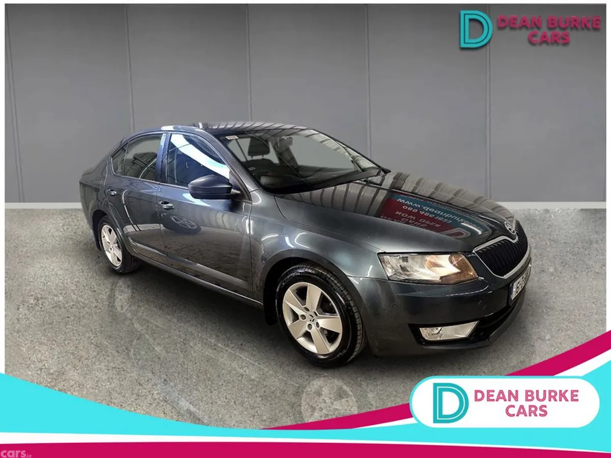 Skoda Octavia Saloon, Diesel, 2016, Grey