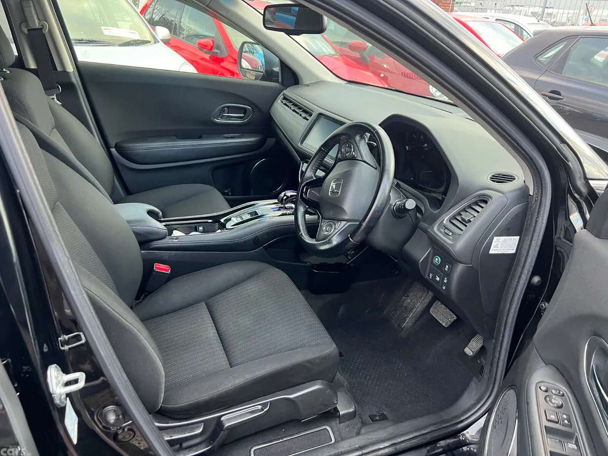 Honda Vezel Hatchback, Petrol Hybrid, 2015, Black