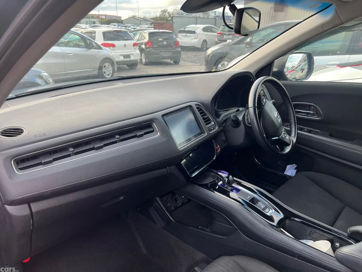 Honda Vezel Hatchback, Petrol Hybrid, 2015, Black