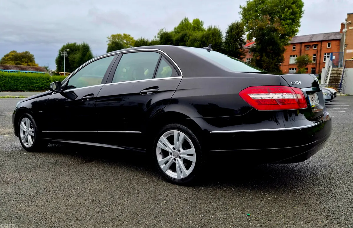 Mercedes-Benz E-Class Saloon, Diesel, 2011, Black