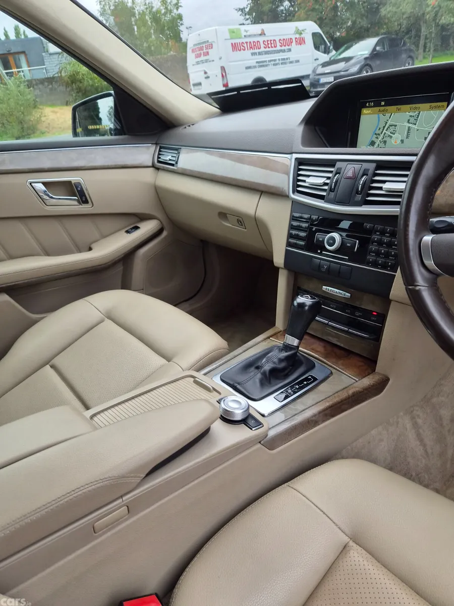 Mercedes-Benz E-Class Saloon, Diesel, 2011, Black