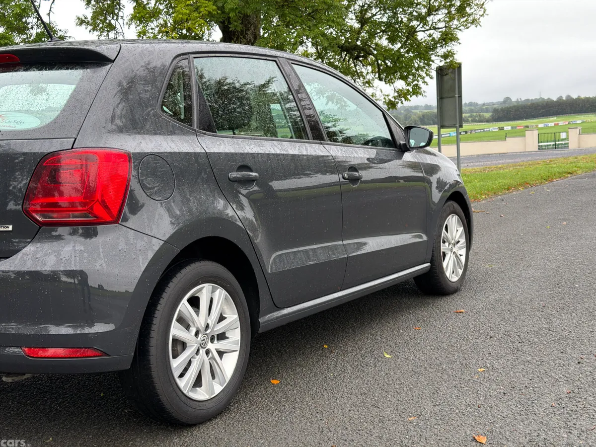 Volkswagen Polo Hatchback, Petrol, 2017, Grey
