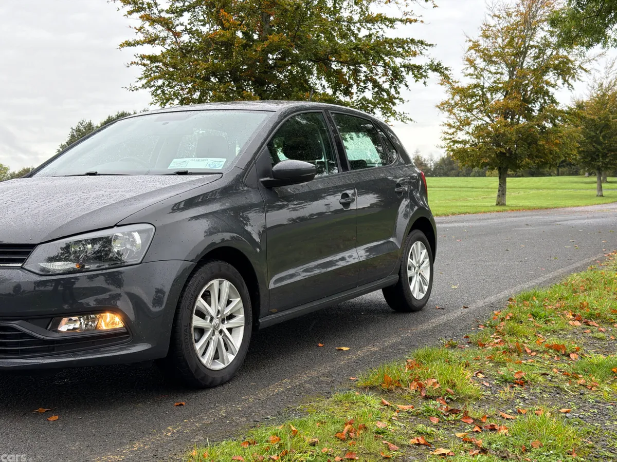 Volkswagen Polo Hatchback, Petrol, 2017, Grey