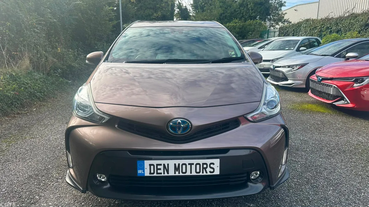 Toyota Prius Estate, Petrol Hybrid, 2019, Gold