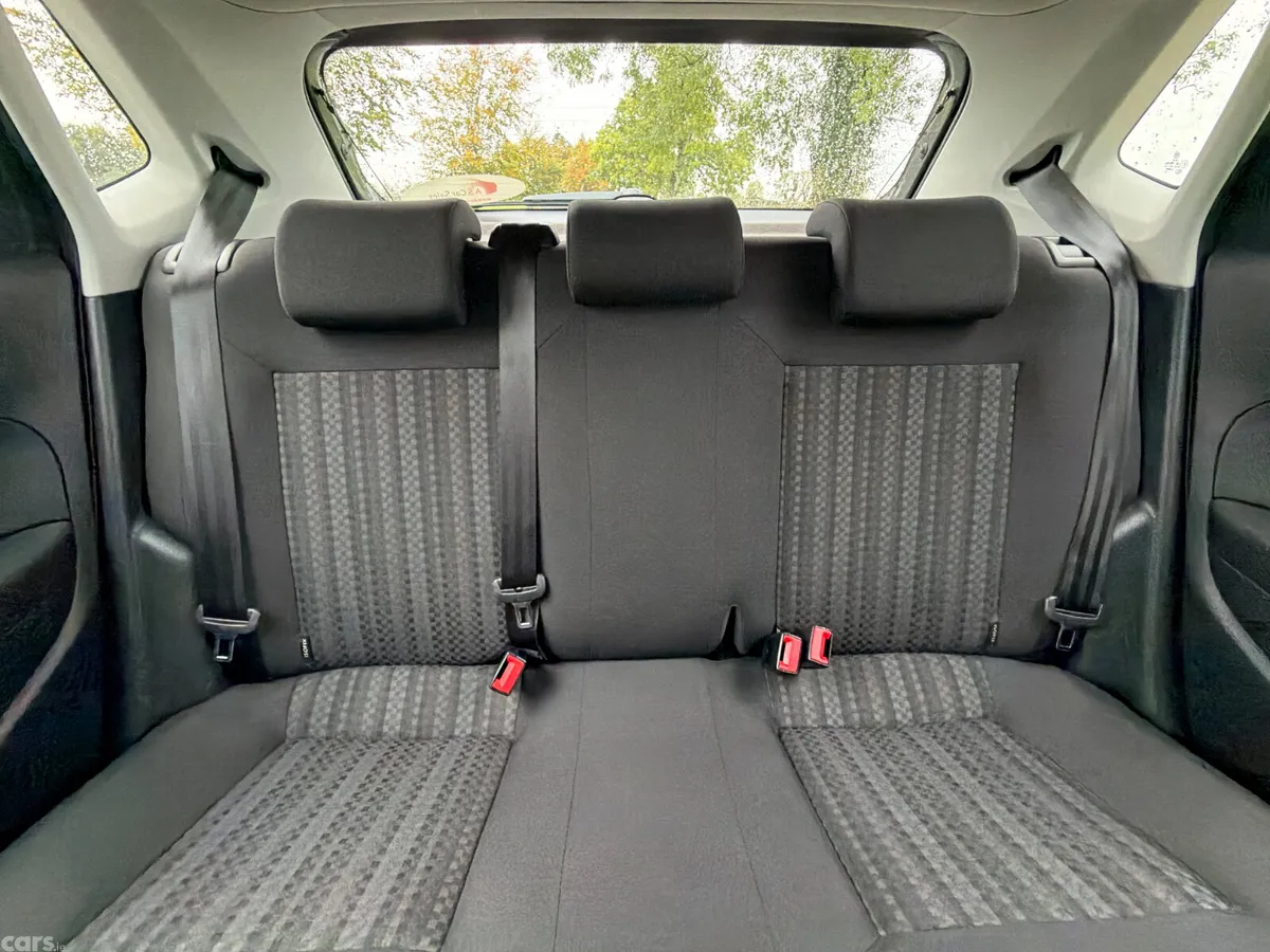 Volkswagen Polo Hatchback, Petrol, 2017, Grey