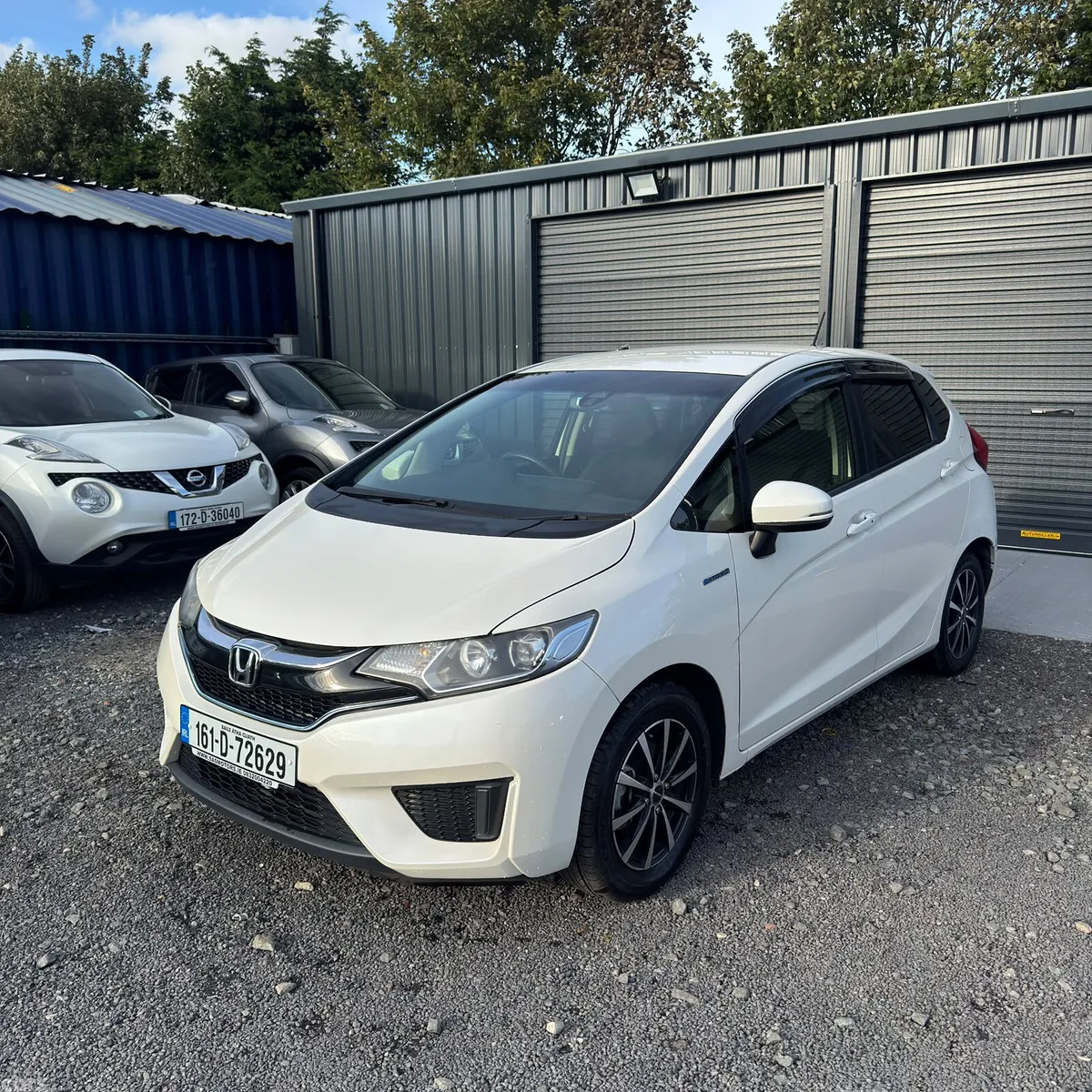 Honda Fit Hatchback, Petrol Hybrid, 2016, White