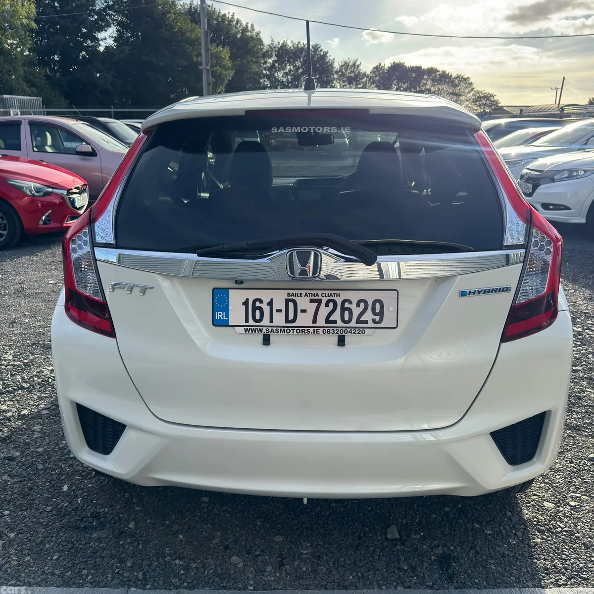 Honda Fit Hatchback, Petrol Hybrid, 2016, White