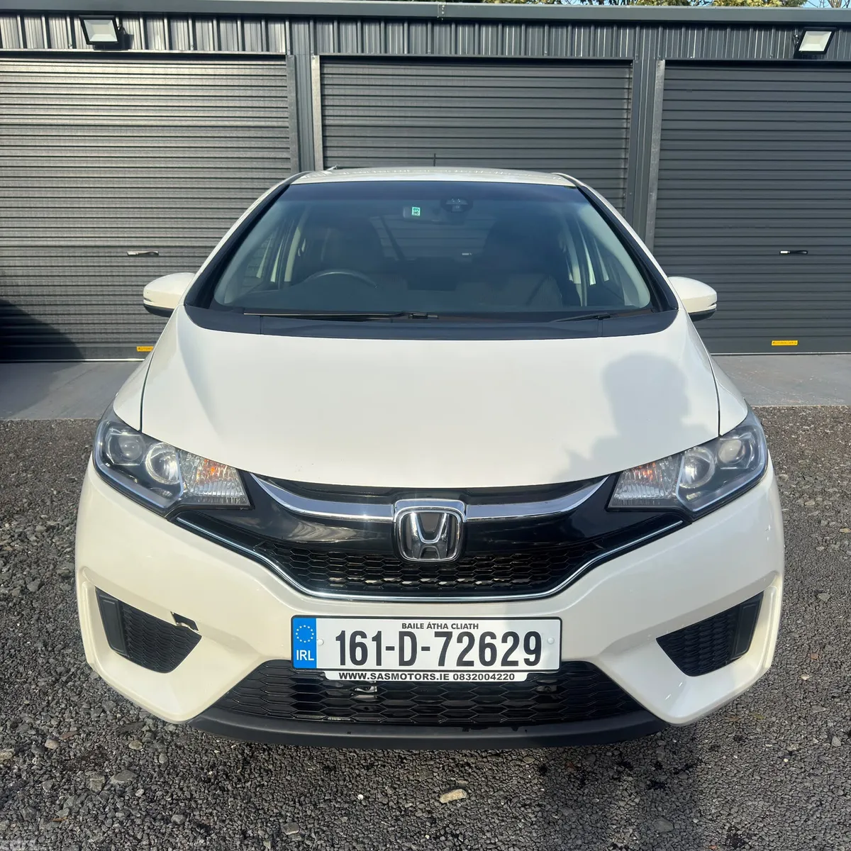 Honda Fit Hatchback, Petrol Hybrid, 2016, White