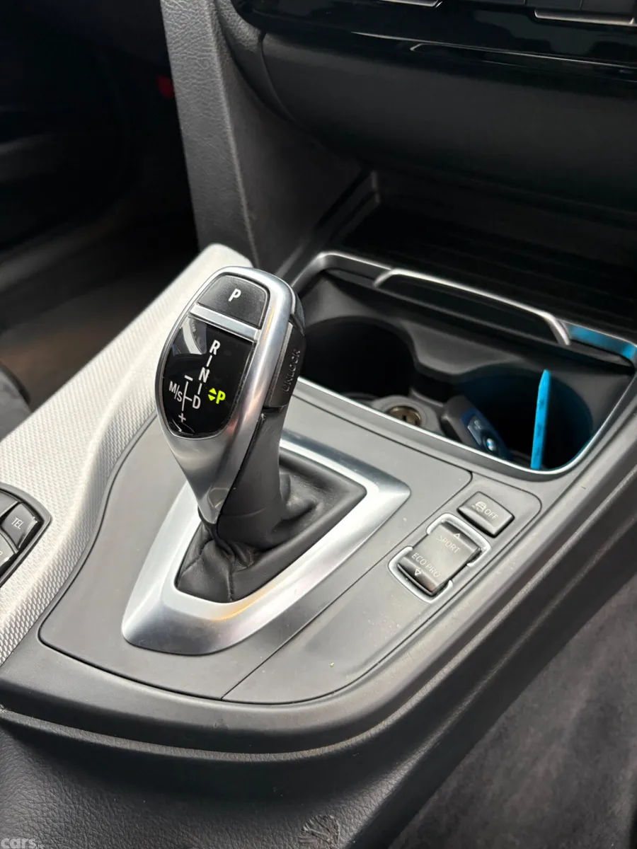BMW 3-Series Saloon, Petrol, 2016, White