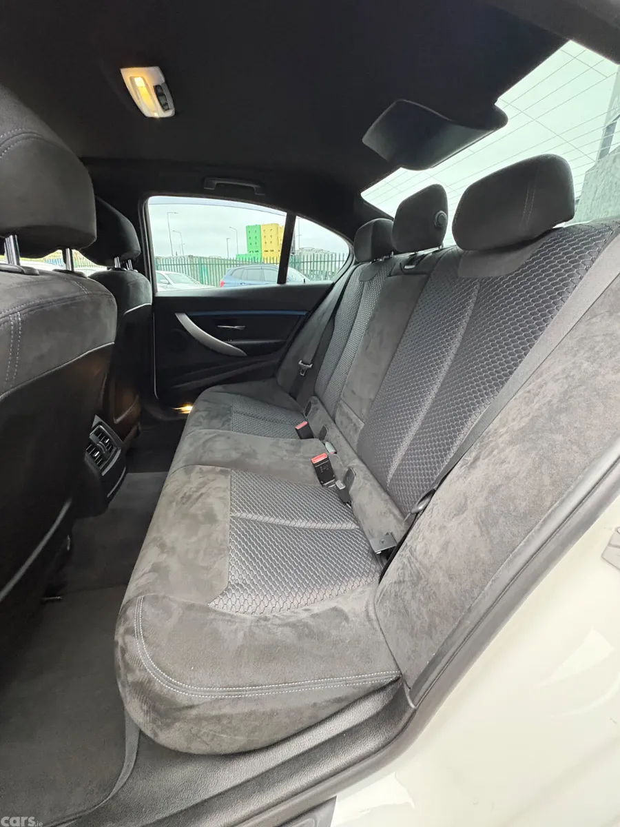 BMW 3-Series Saloon, Petrol, 2016, White