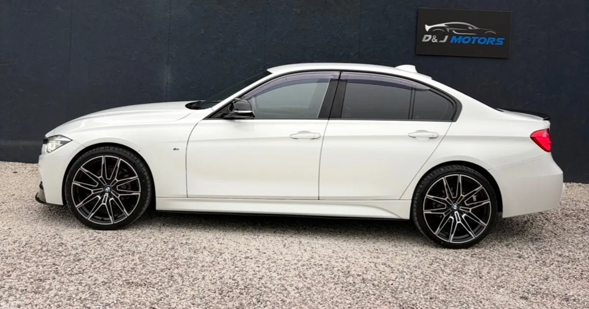 BMW 3-Series Saloon, Petrol, 2016, White
