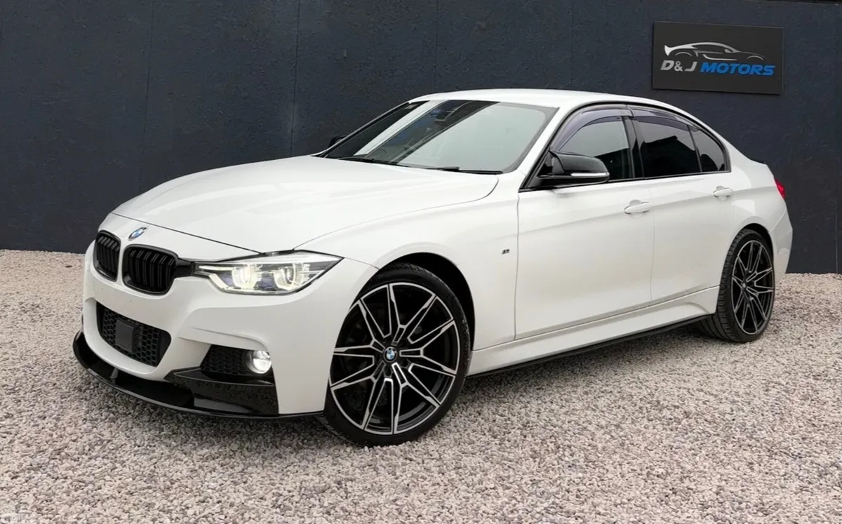 BMW 3-Series Saloon, Petrol, 2016, White