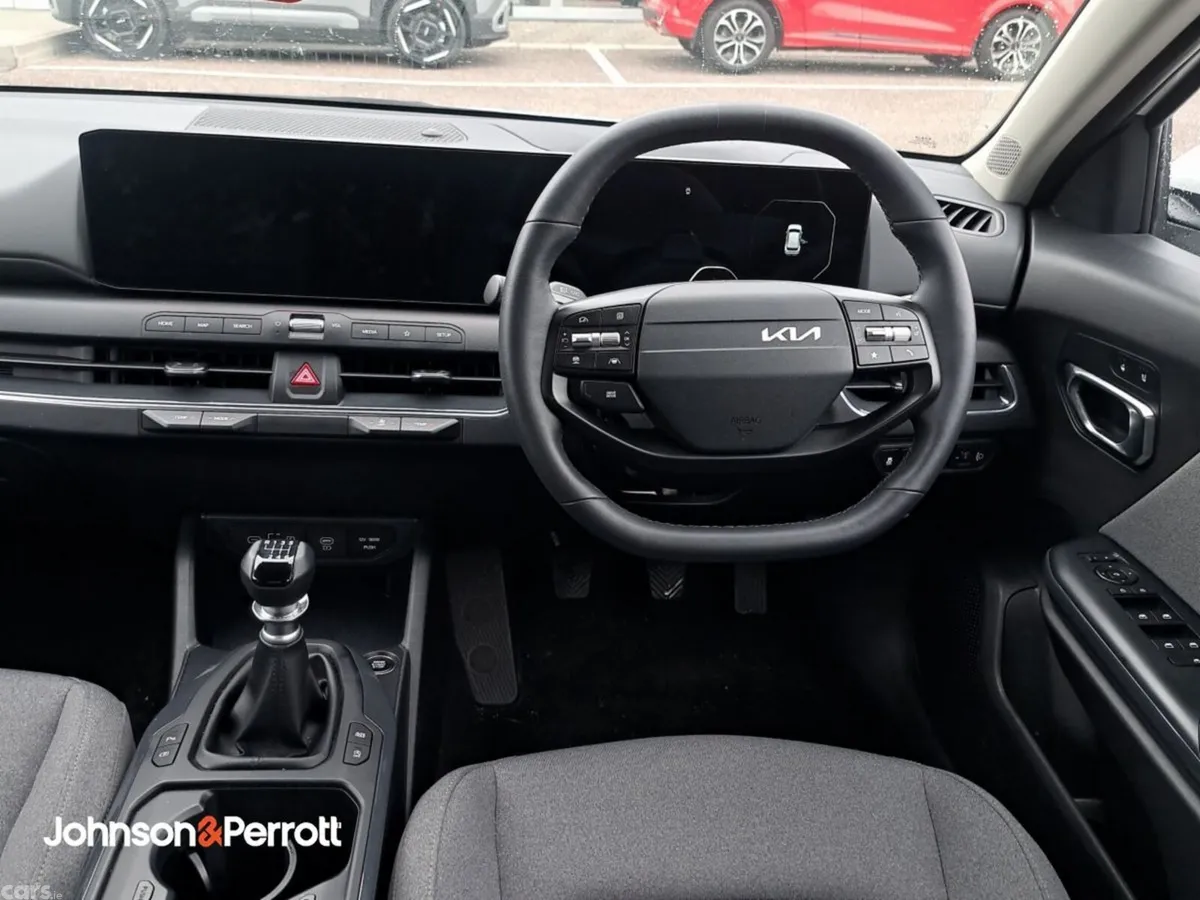 Kia K4 Hatchback, Petrol Hybrid, 2026, White