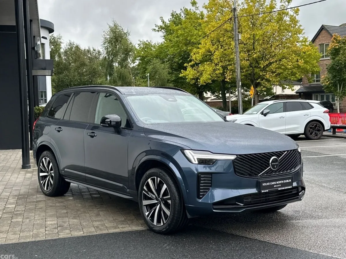 Volvo XC90 SUV, Petrol Plug-in Hybrid, 2025, Blue