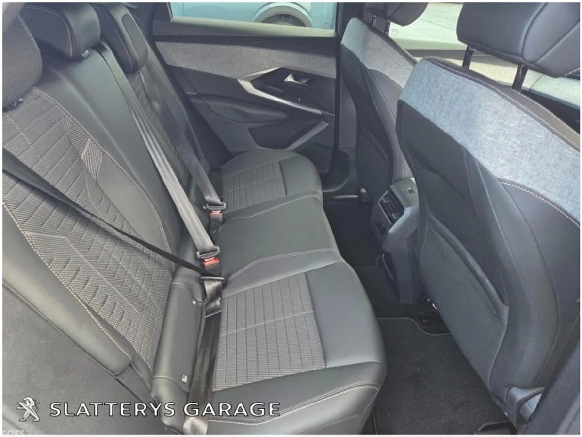 Peugeot 3008 SUV, Electric, 2024, White