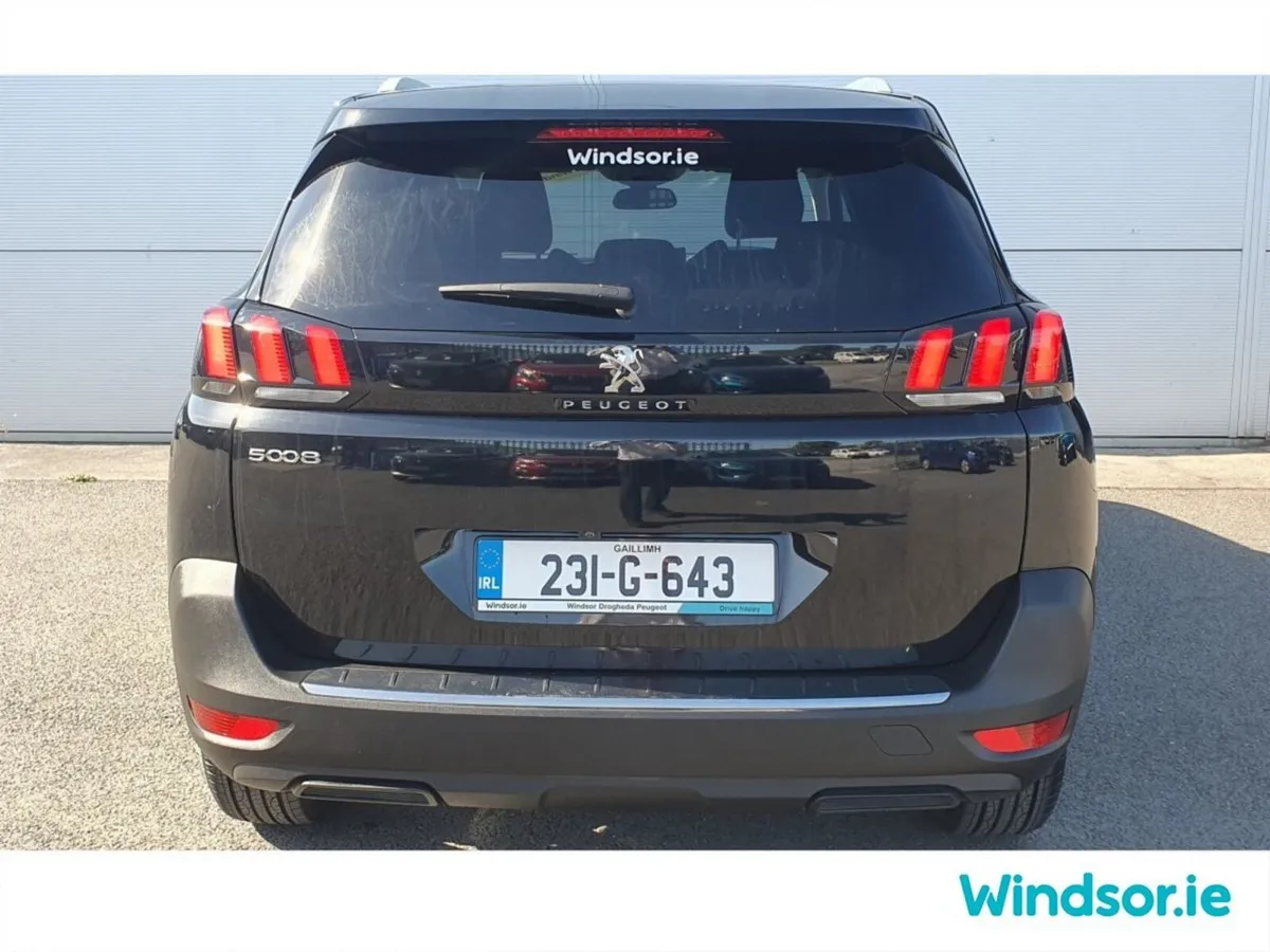Peugeot 5008 MPV, Diesel, 2023, Black