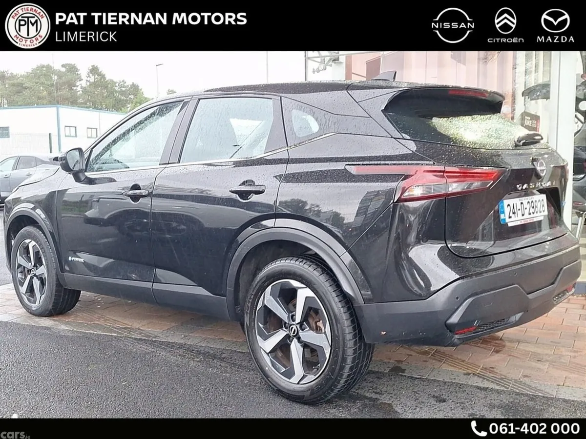 Nissan Qashqai MPV, Petrol, 2024, Black