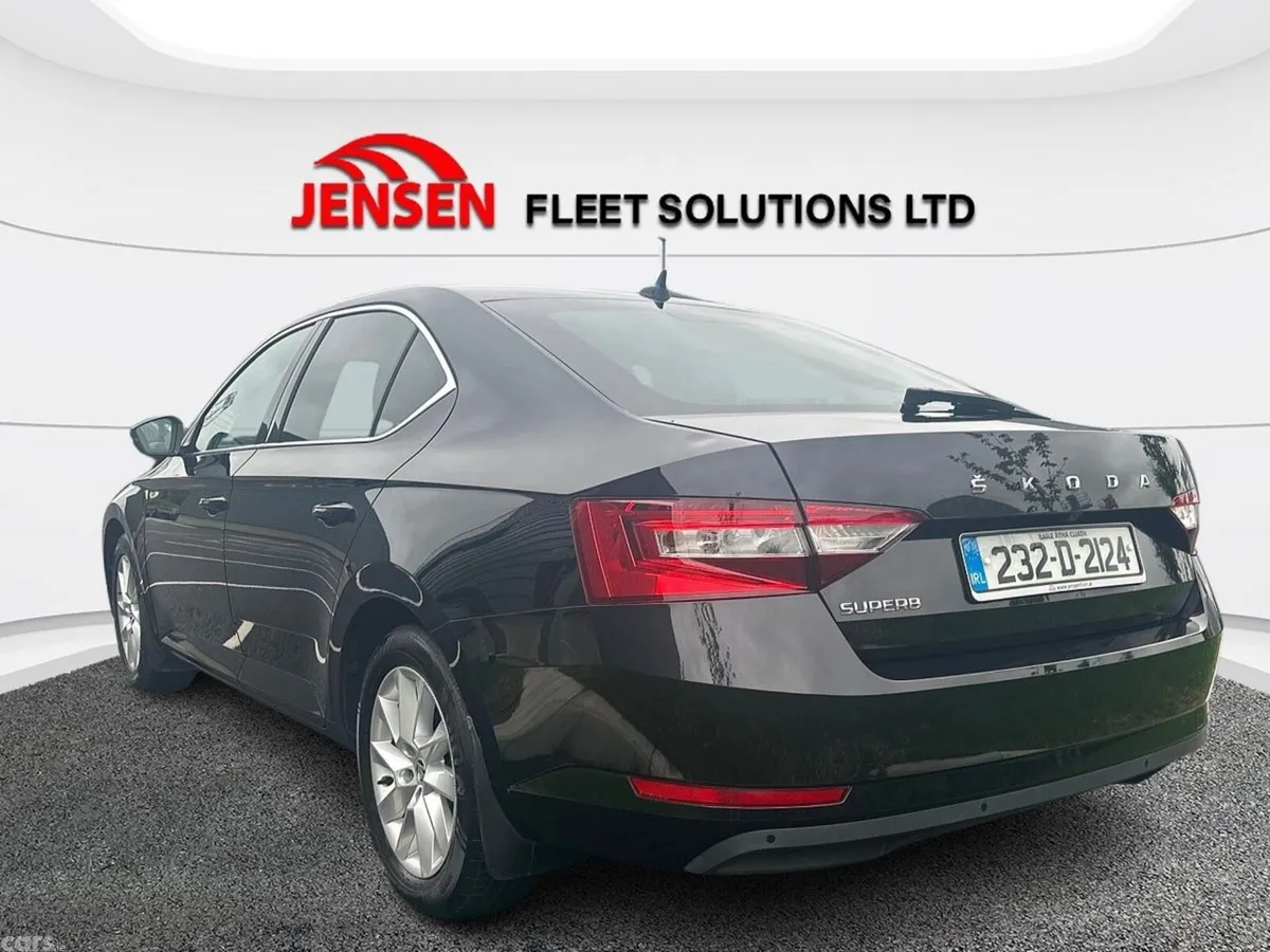 Skoda Superb Saloon, Diesel, 2023, Black