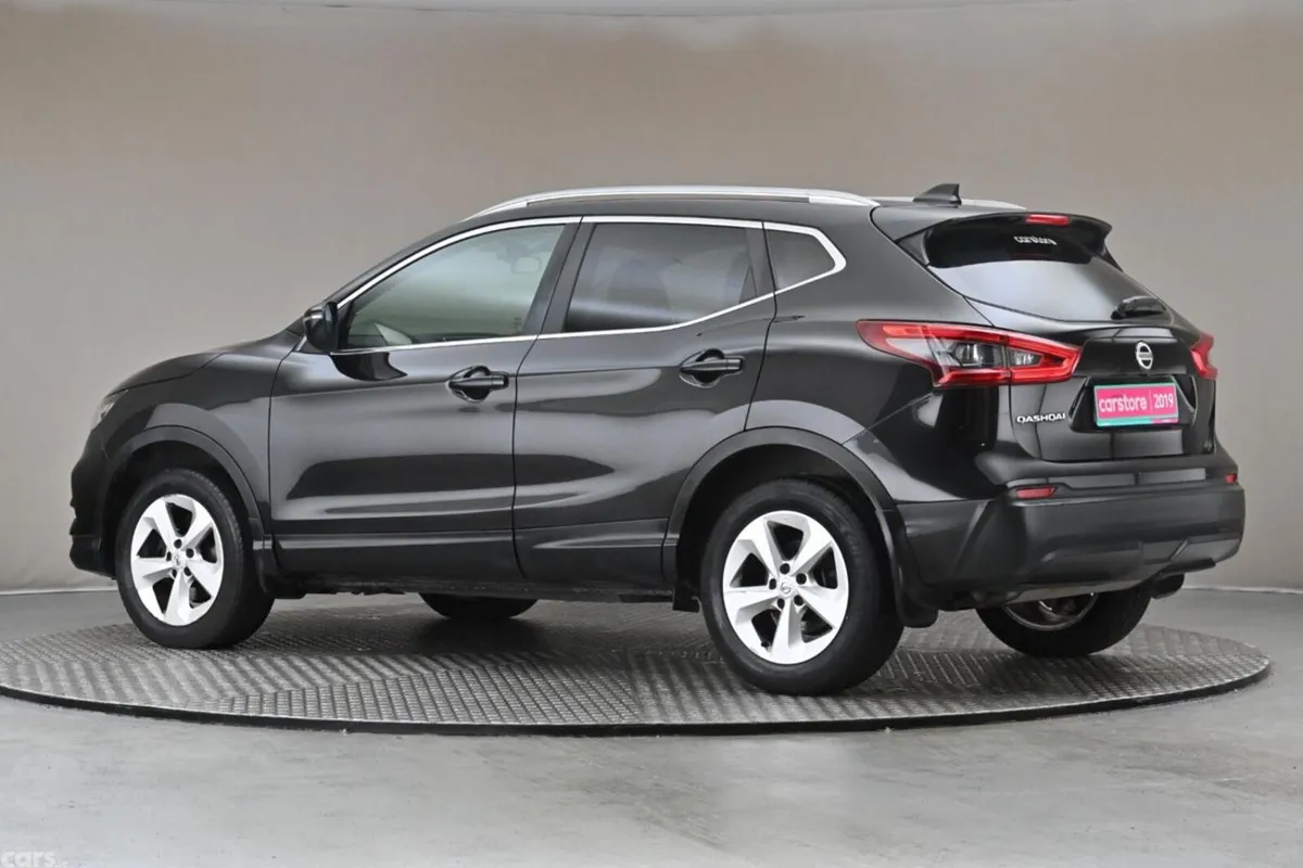 Nissan Qashqai SUV, Petrol, 2019, Black