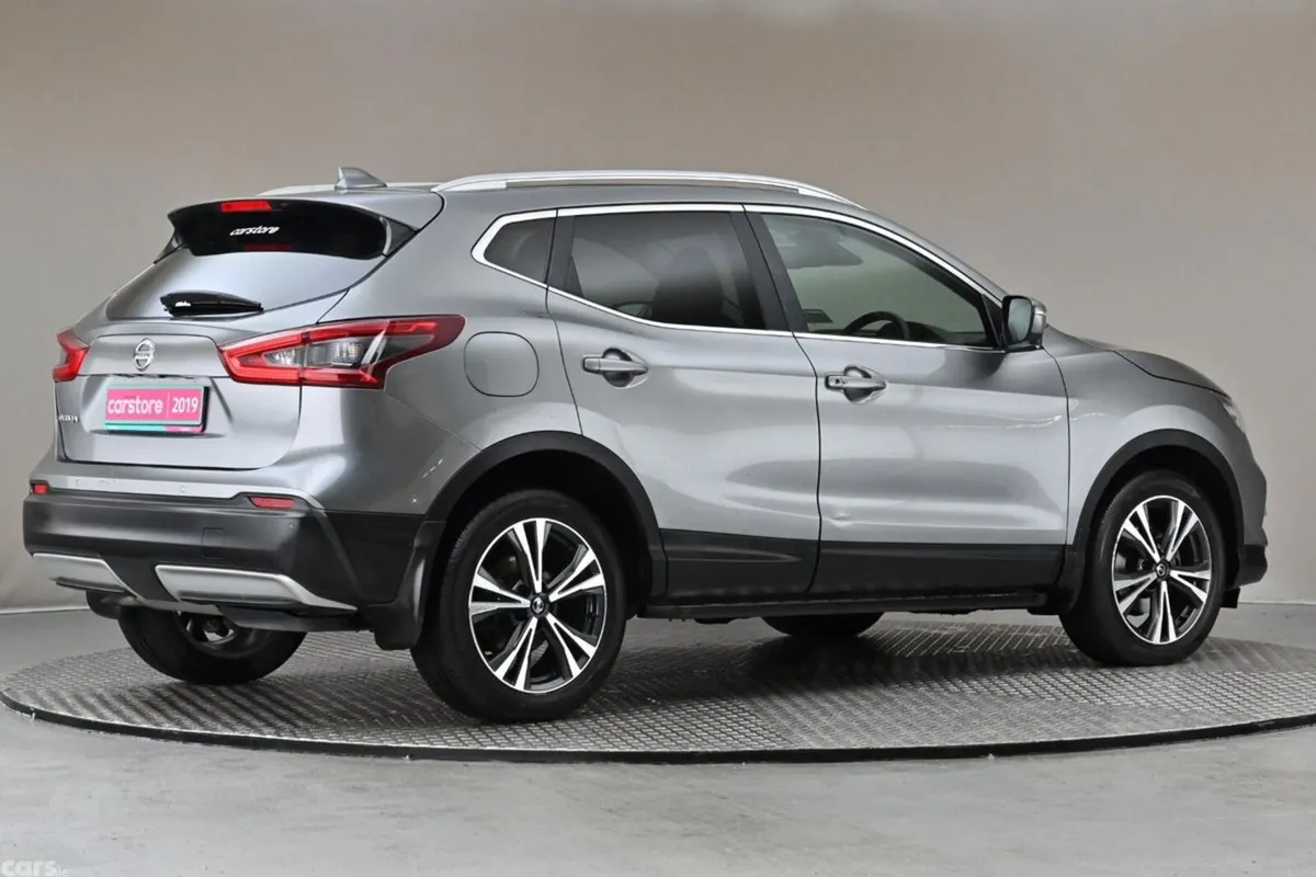 Nissan Qashqai SUV, Diesel, 2019, Grey
